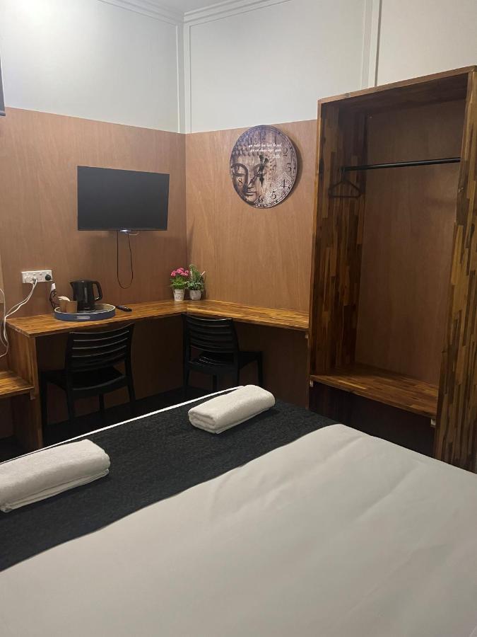 Gin Gin Budget Accommodation Dış mekan fotoğraf